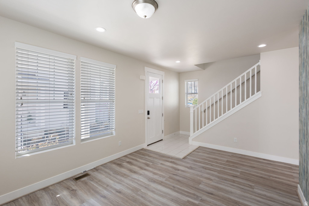 10737 S LAKE TERRACE AVE South Jordan, UT 84009