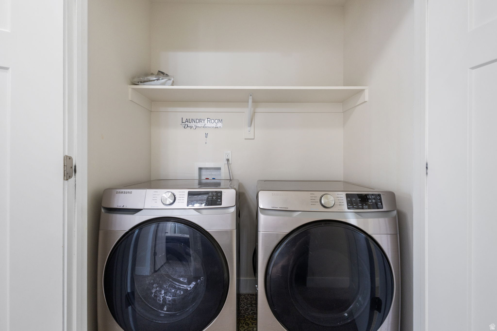 10737 S LAKE TERRACE AVE South Jordan, UT 84009