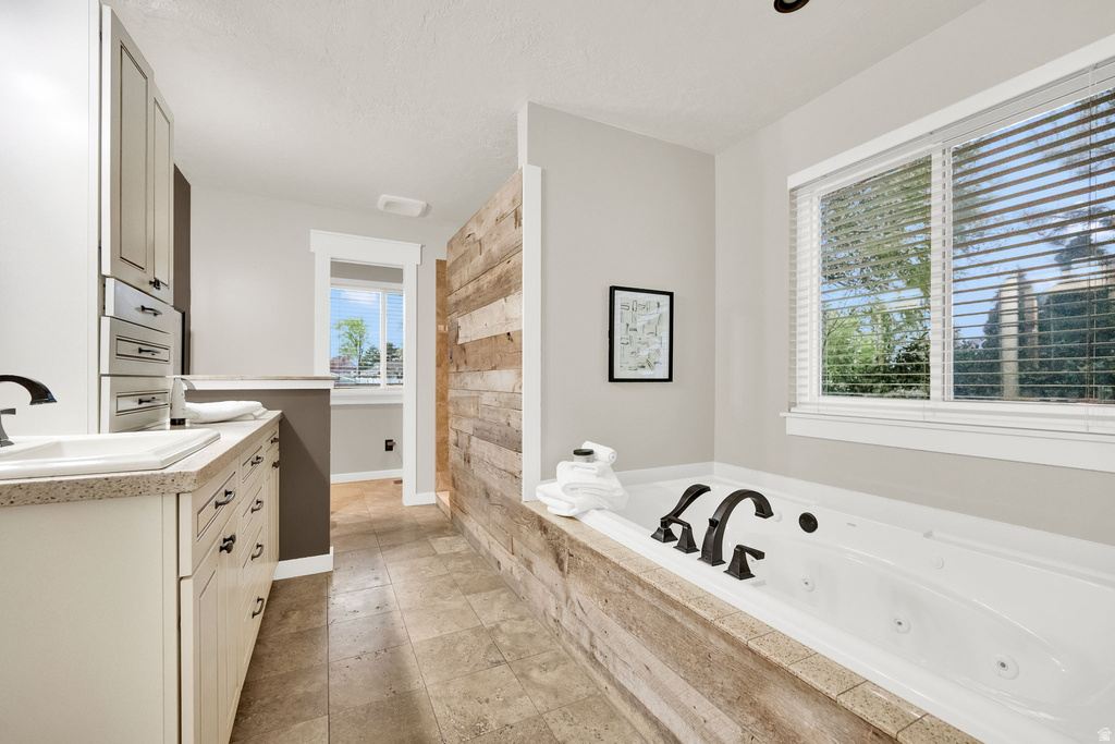 4750 S DUTCH APPLE CV Taylorsville, UT 84129