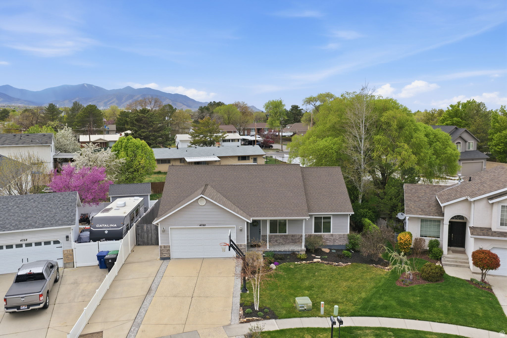 4750 S DUTCH APPLE CV Taylorsville, UT 84129