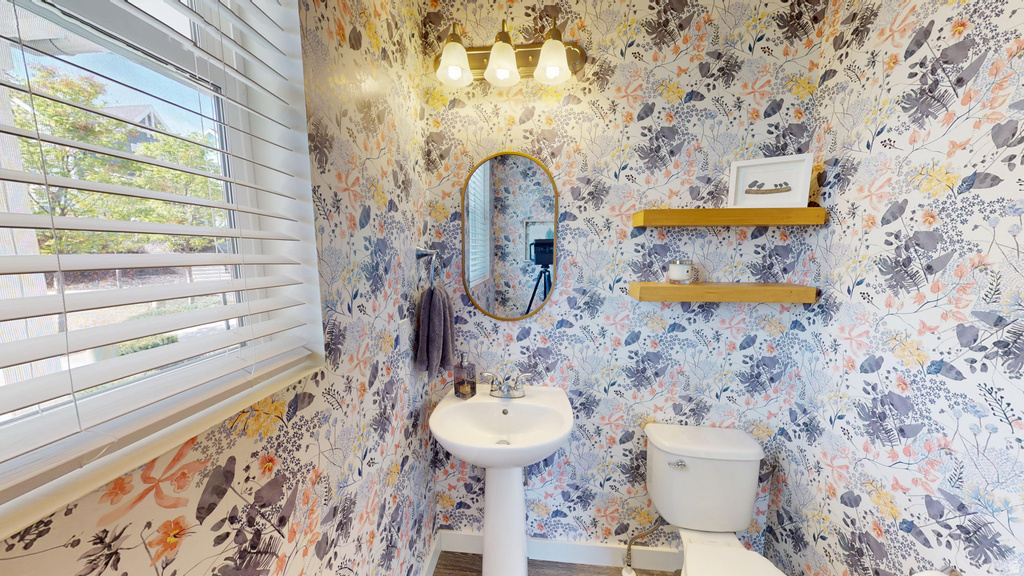 10622 S BEACH COMBER WAY South Jordan, UT 84009