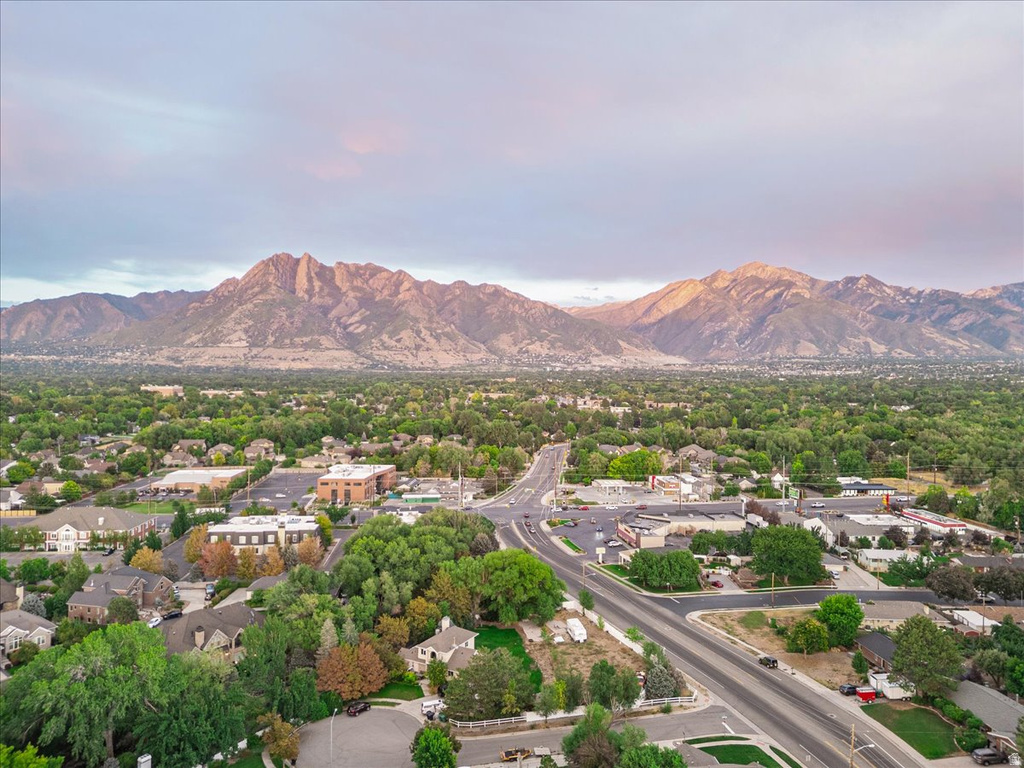 5883 S HOMESTEAD CT Murray, UT 84107