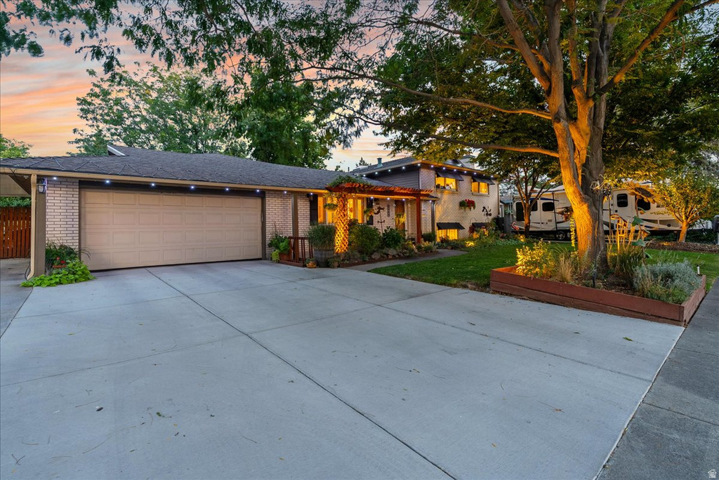 5883 S HOMESTEAD CT Murray, UT 84107