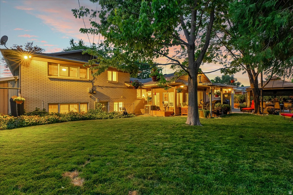 5883 S HOMESTEAD CT Murray, UT 84107