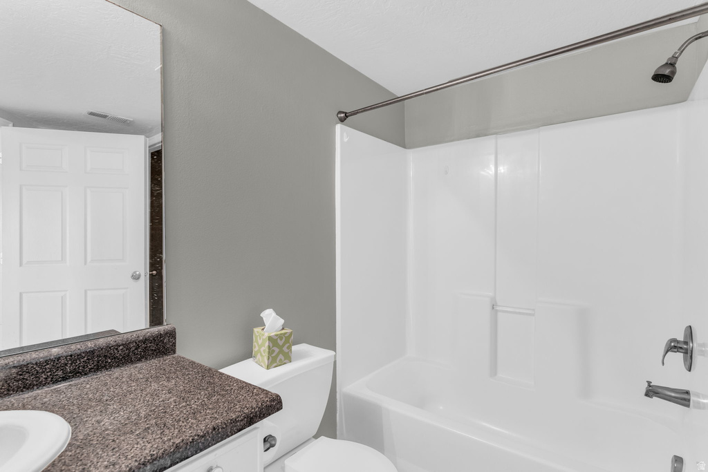 1563 W WESTBURY WAY #E Lehi, UT 84043