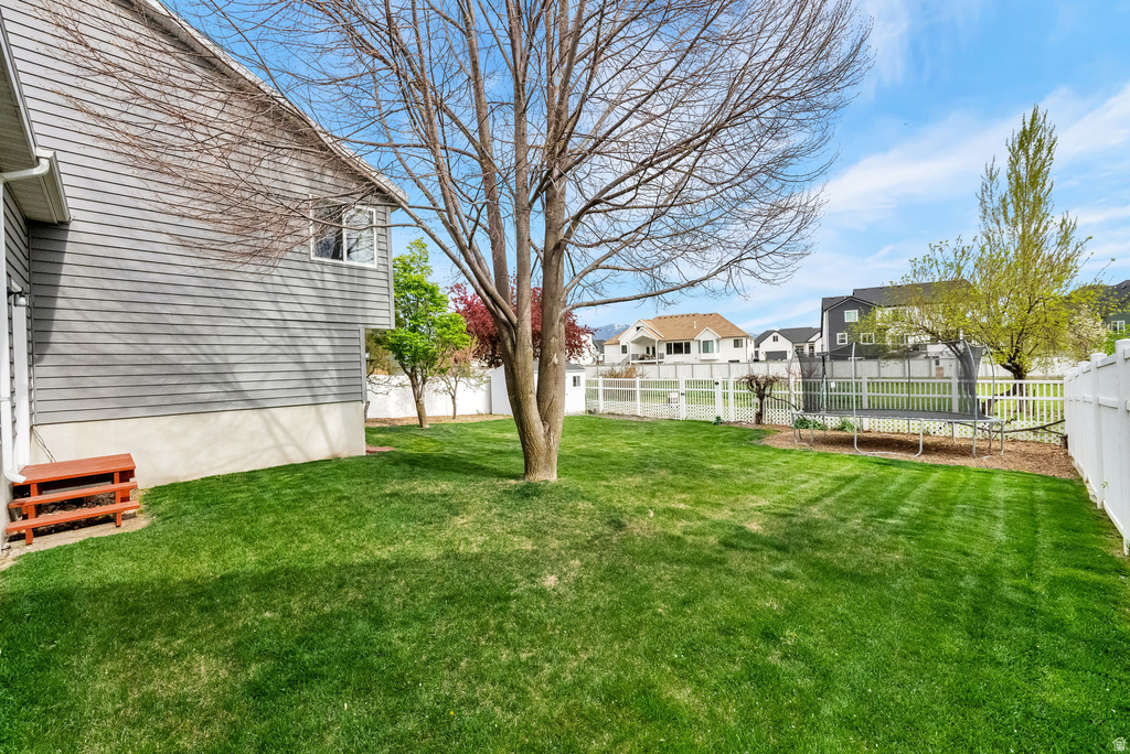 1445 W SILVERCREEK DR Layton, UT 84041