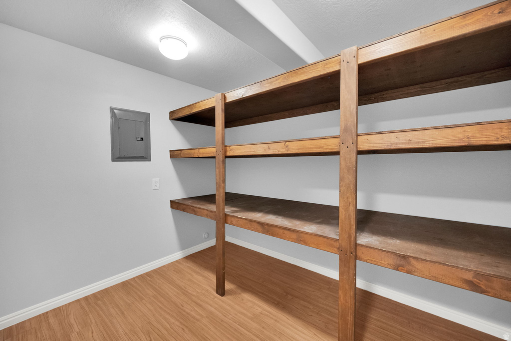 1445 W SILVERCREEK DR Layton, UT 84041