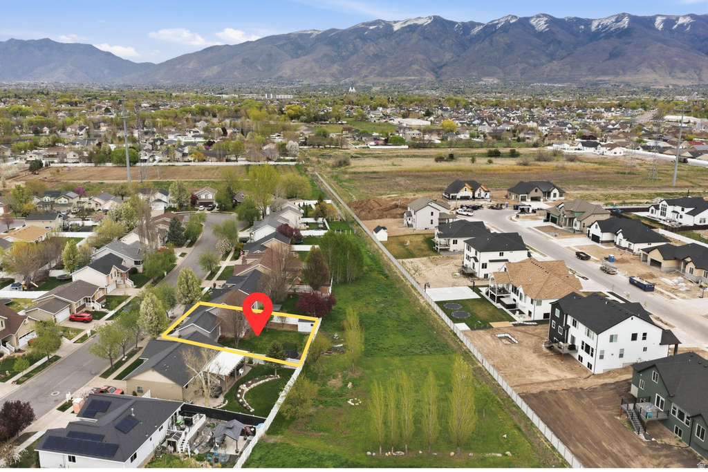 1445 W SILVERCREEK DR Layton, UT 84041