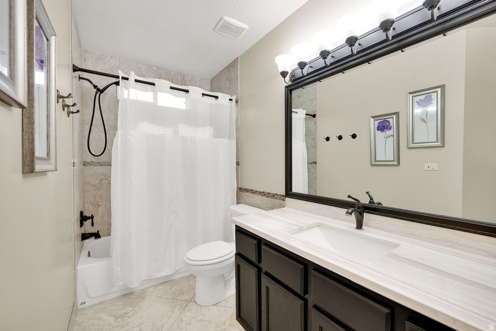 1445 W SILVERCREEK DR Layton, UT 84041