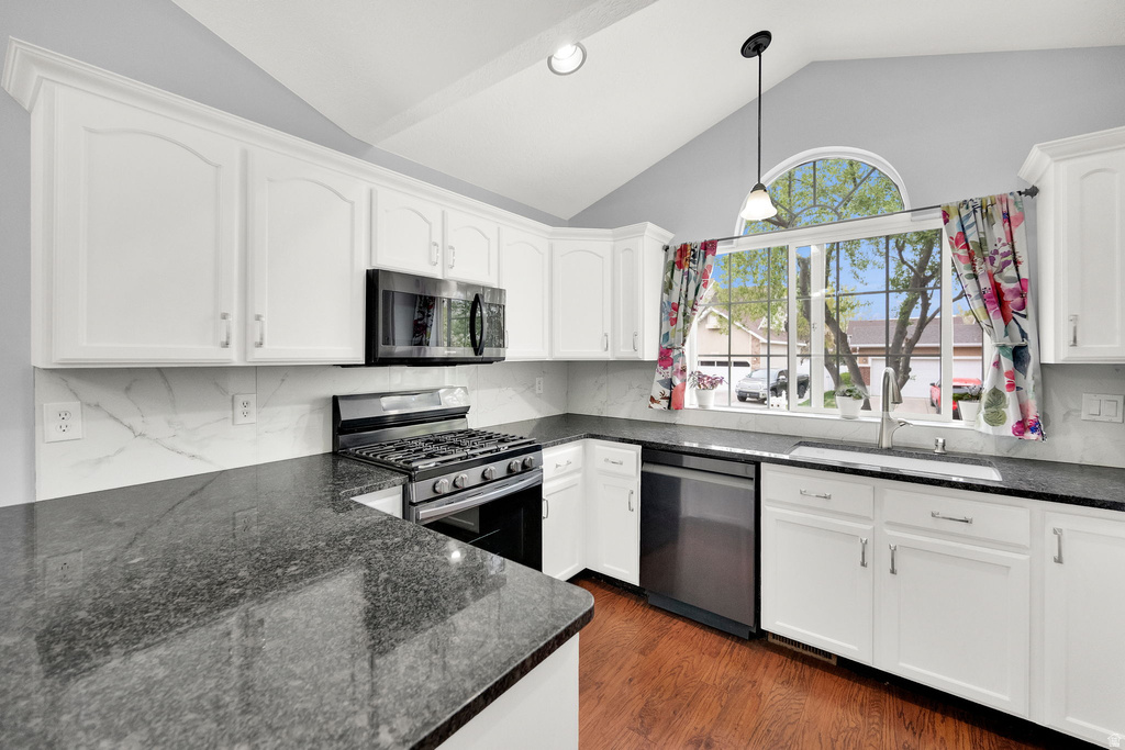 1445 W SILVERCREEK DR Layton, UT 84041