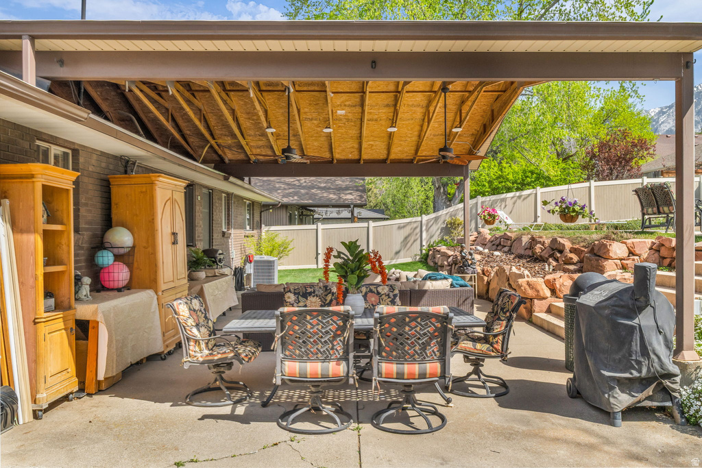 2774 E WILLOW WICK DR Sandy, UT 84093