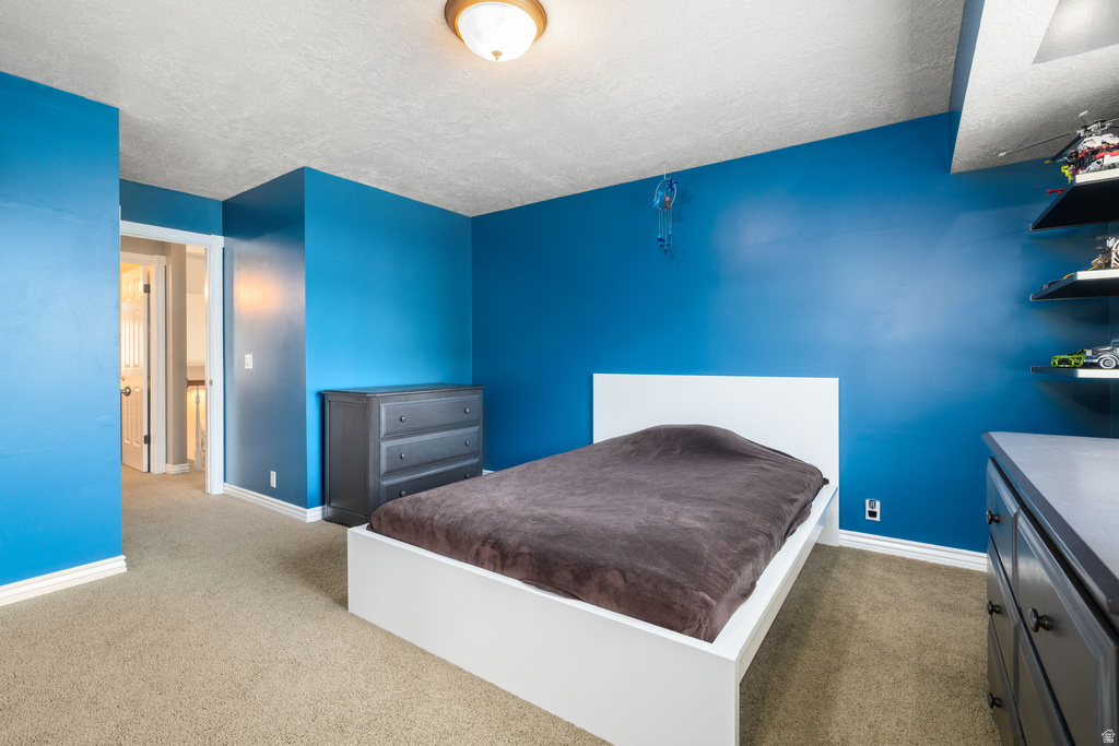 63 W 1750 N Centerville, UT 84014