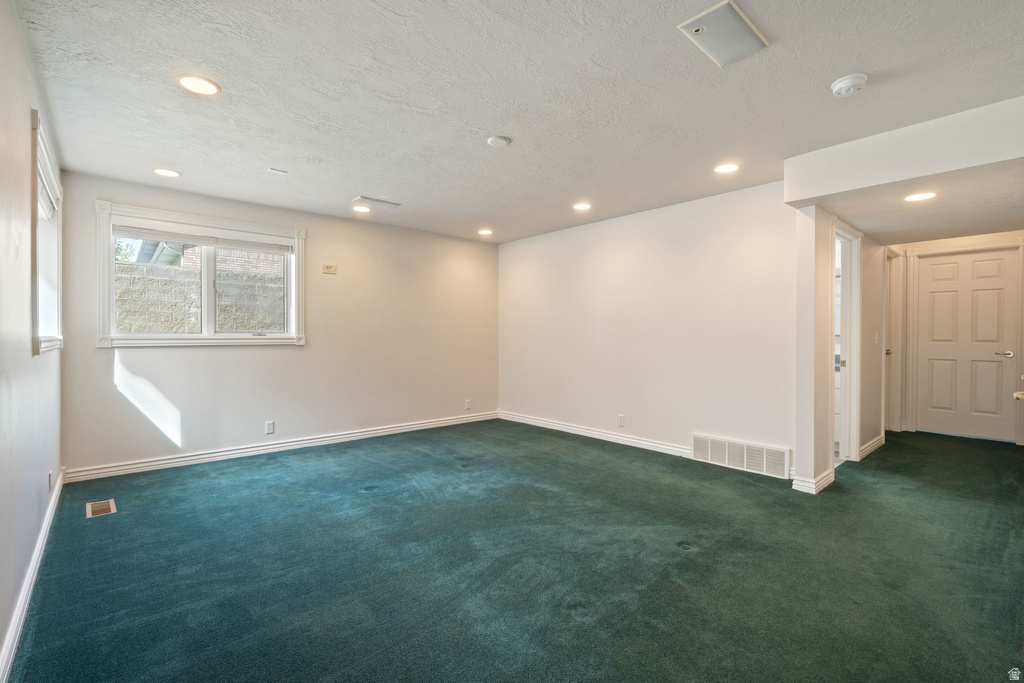 63 W 1750 N Centerville, UT 84014