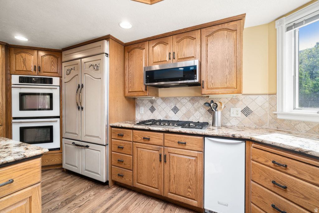 63 W 1750 N Centerville, UT 84014