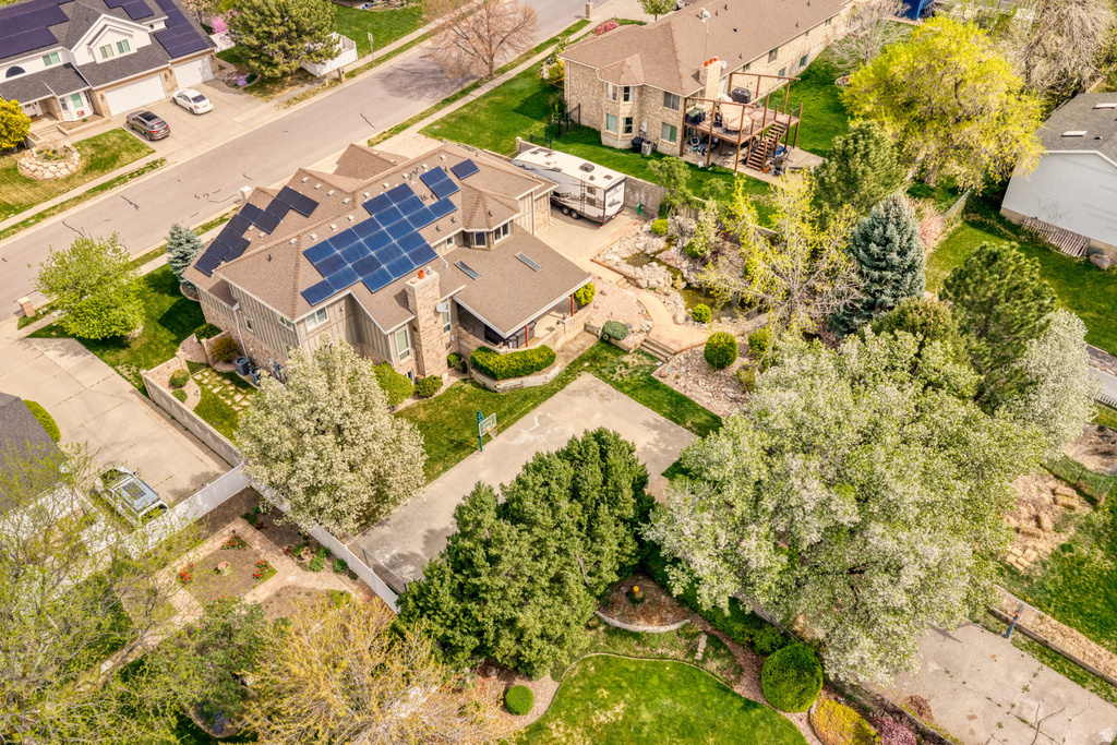 63 W 1750 N Centerville, UT 84014