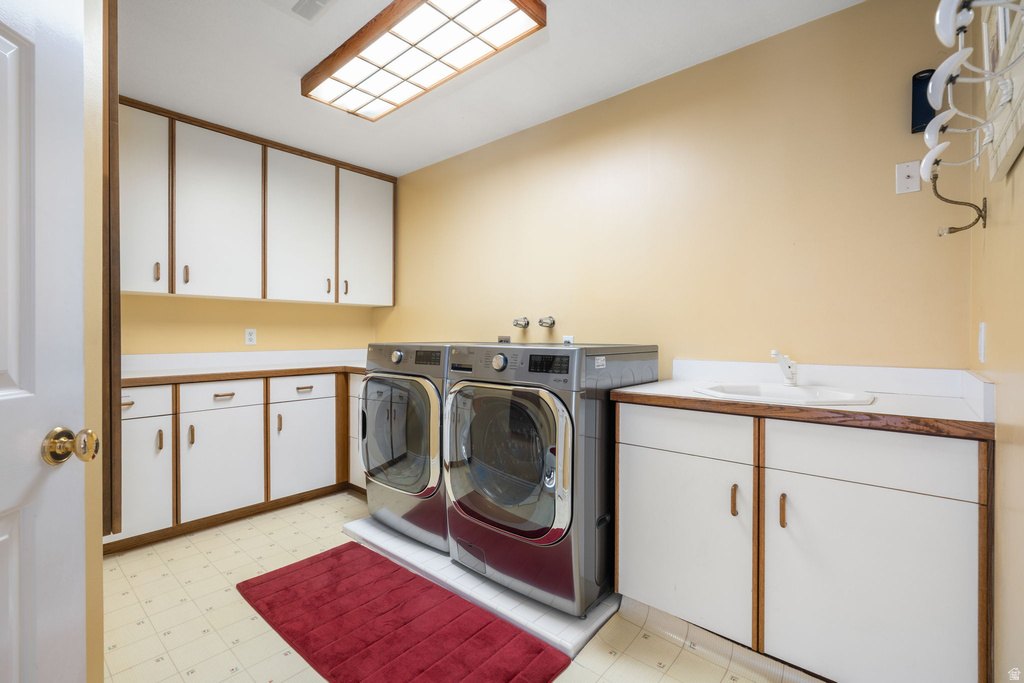 63 W 1750 N Centerville, UT 84014