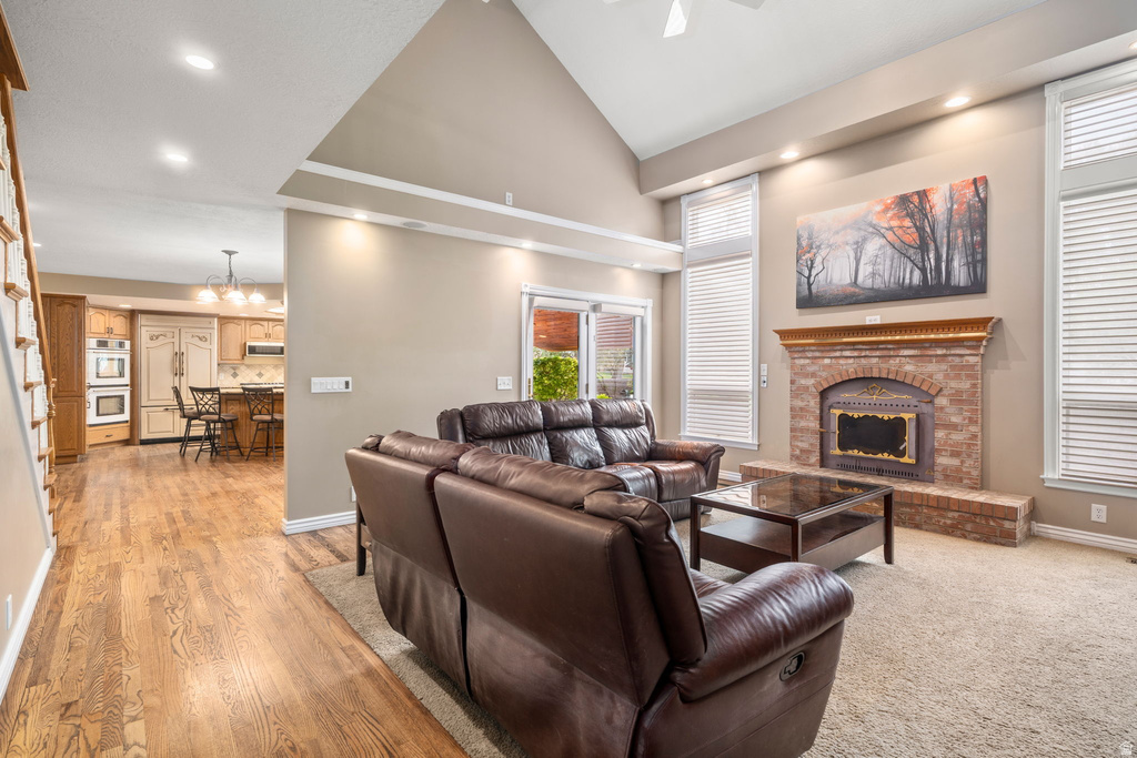 63 W 1750 N Centerville, UT 84014