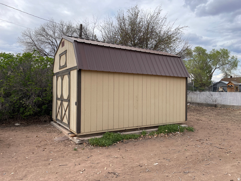 462 N 500 E Roosevelt, UT 84066