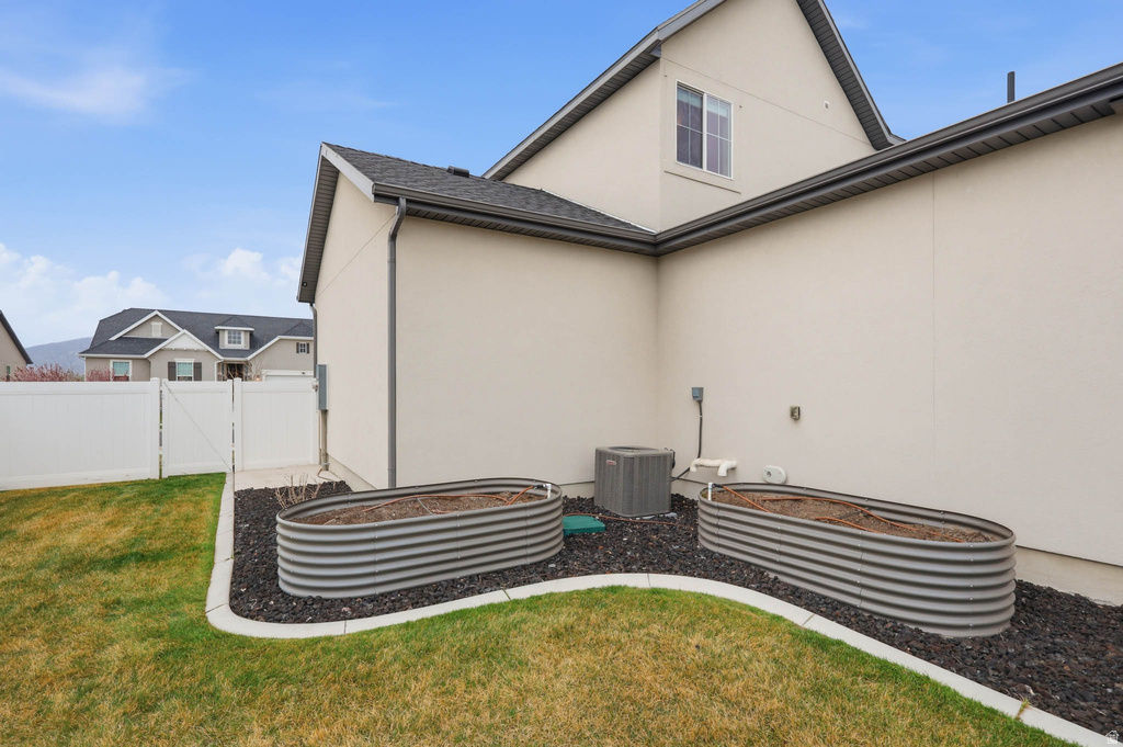 1383 W WATSON LN Lindon, UT 84042