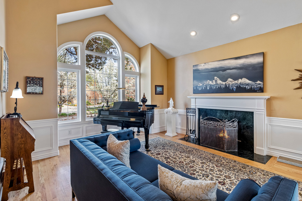 1938 E VINTAGE WOODS CT Holladay, UT 84117