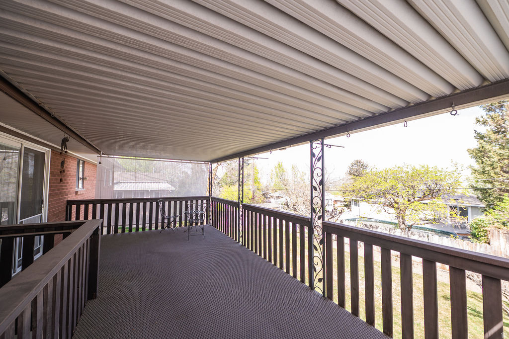 11 E BONNEVILLE DR Bountiful, UT 84010