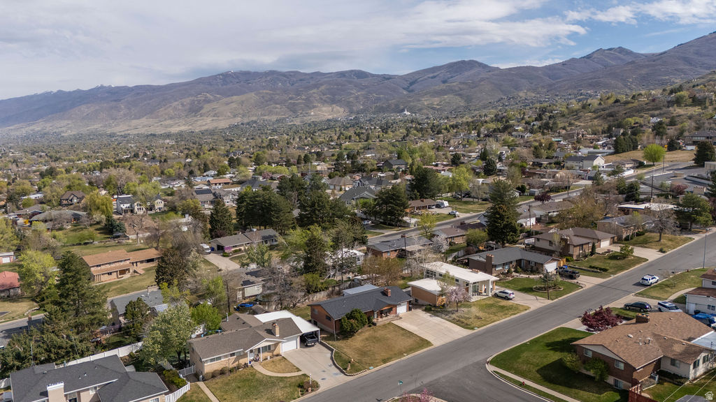 11 E BONNEVILLE DR Bountiful, UT 84010