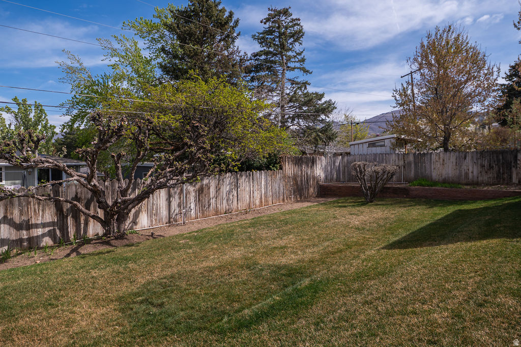 11 E BONNEVILLE DR Bountiful, UT 84010