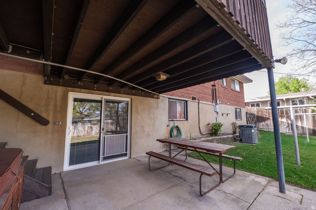 11 E BONNEVILLE DR Bountiful, UT 84010