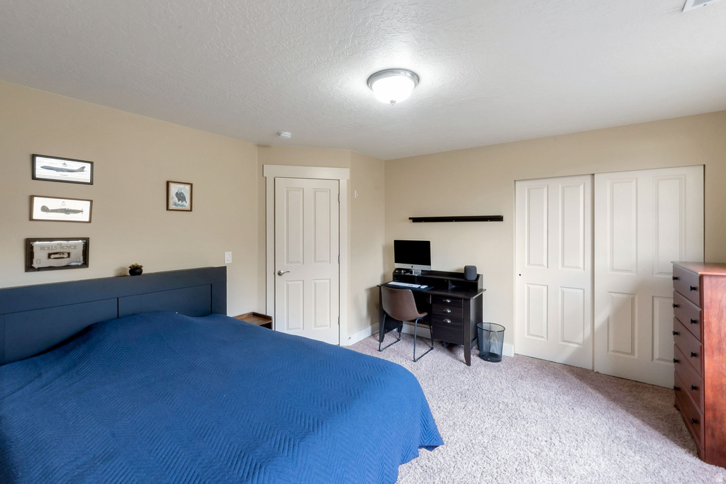 10272 S EAGLE CLIFF WAY Sandy, UT 84092