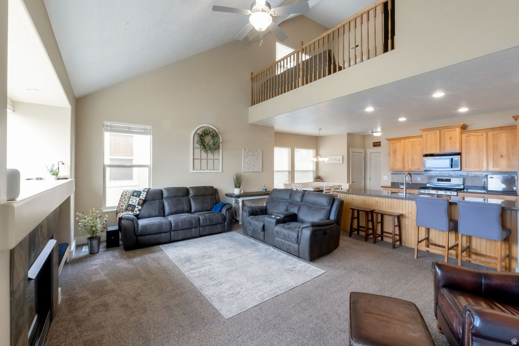 10272 S EAGLE CLIFF WAY Sandy, UT 84092