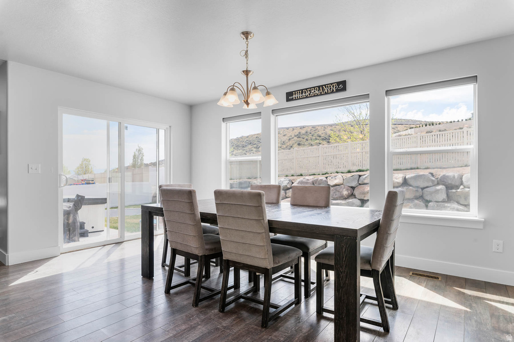 1367 W FORT ROCK DR Saratoga Springs, UT 84045