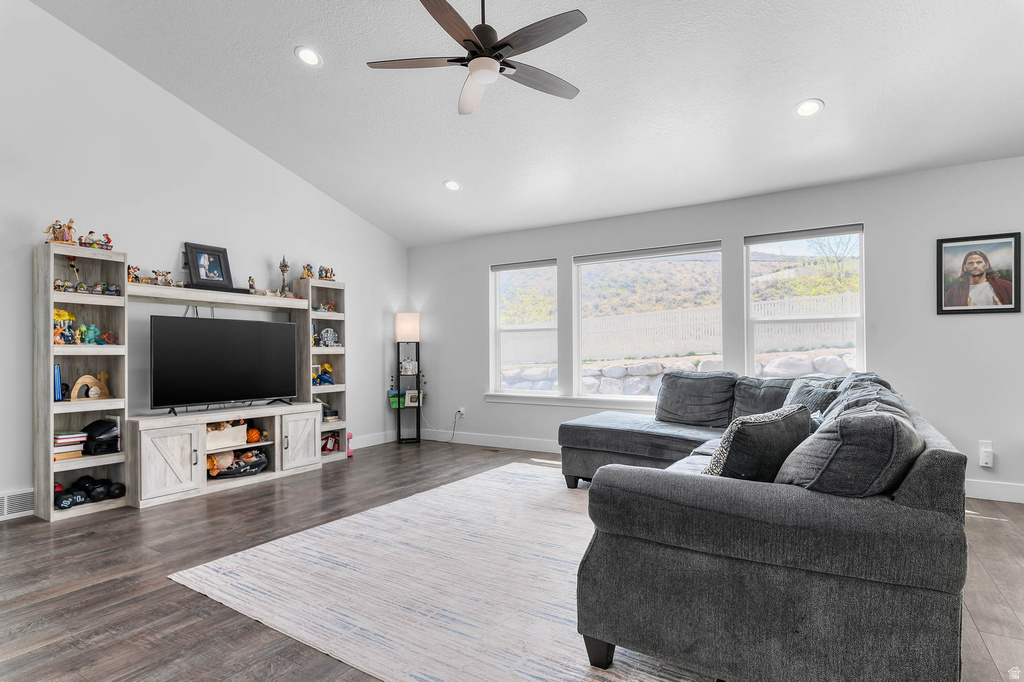 1367 W FORT ROCK DR Saratoga Springs, UT 84045