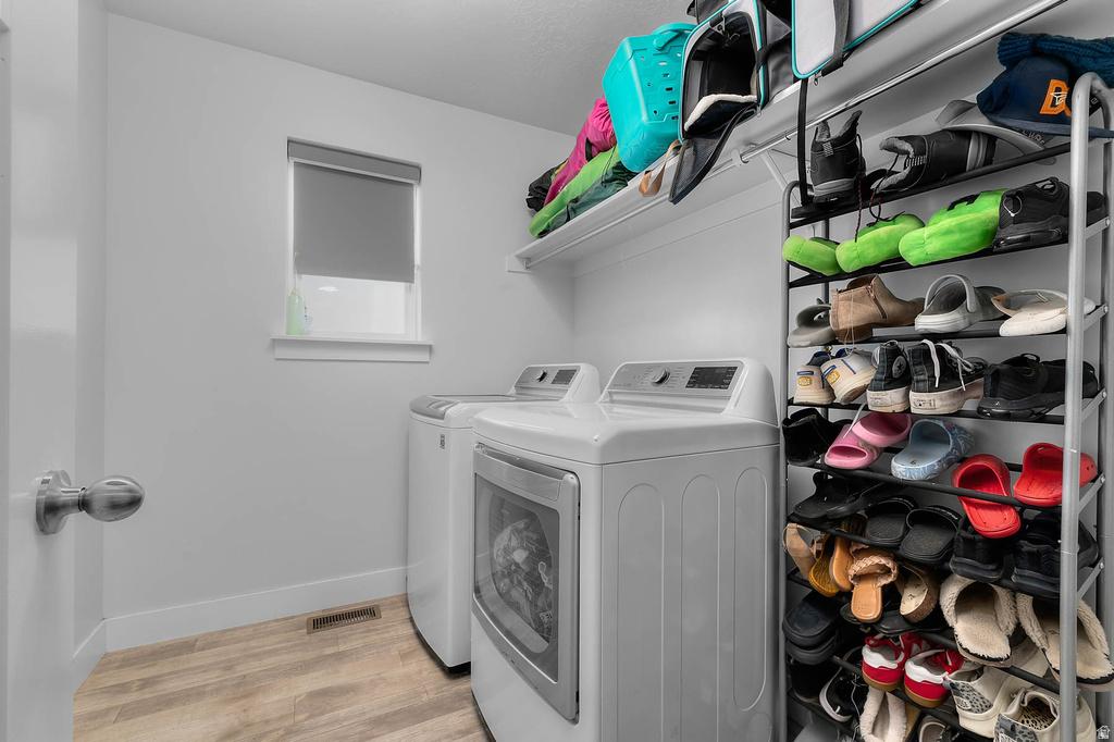 1367 W FORT ROCK DR Saratoga Springs, UT 84045