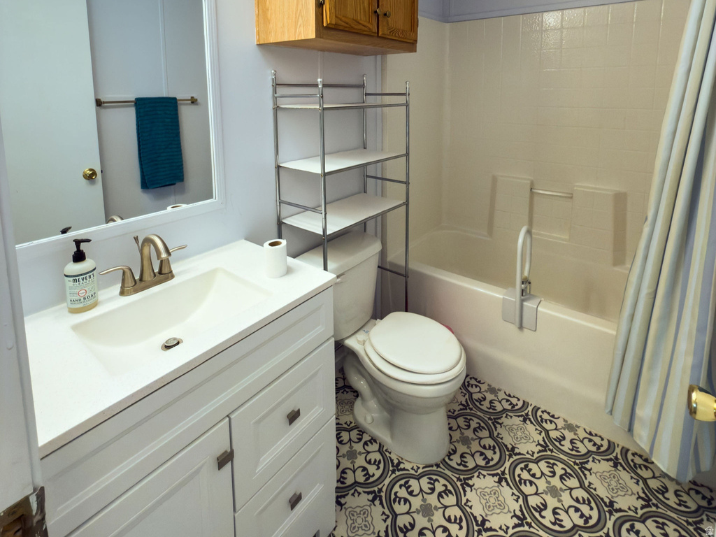 1963 E 1700 S Price, UT 84501