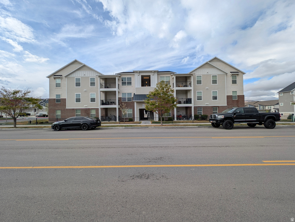 4076 W 1530 N #203 Lehi, UT 84048