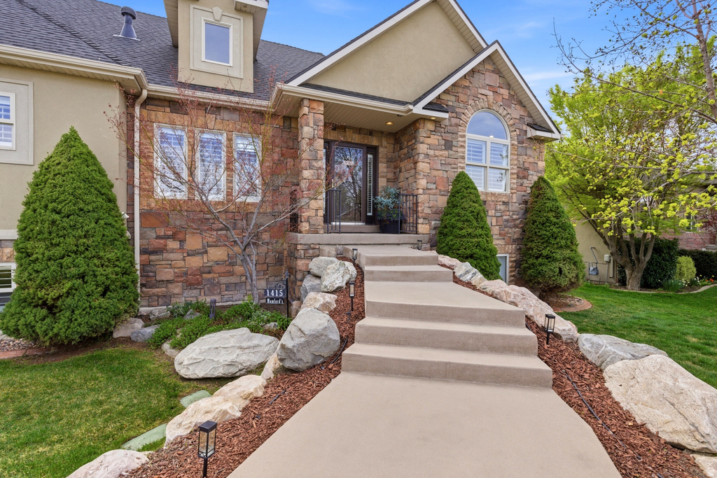 1415 JOHNSON WAY Kaysville, UT 84037