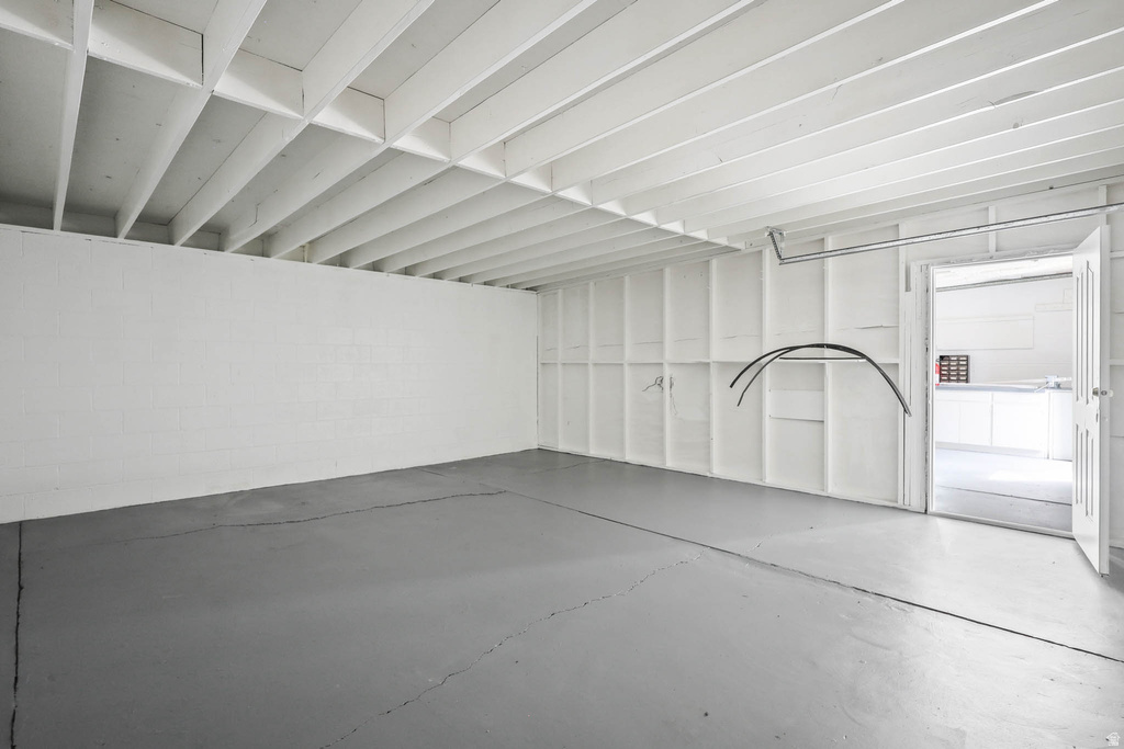 3929 S 1000 E Millcreek, UT 84124