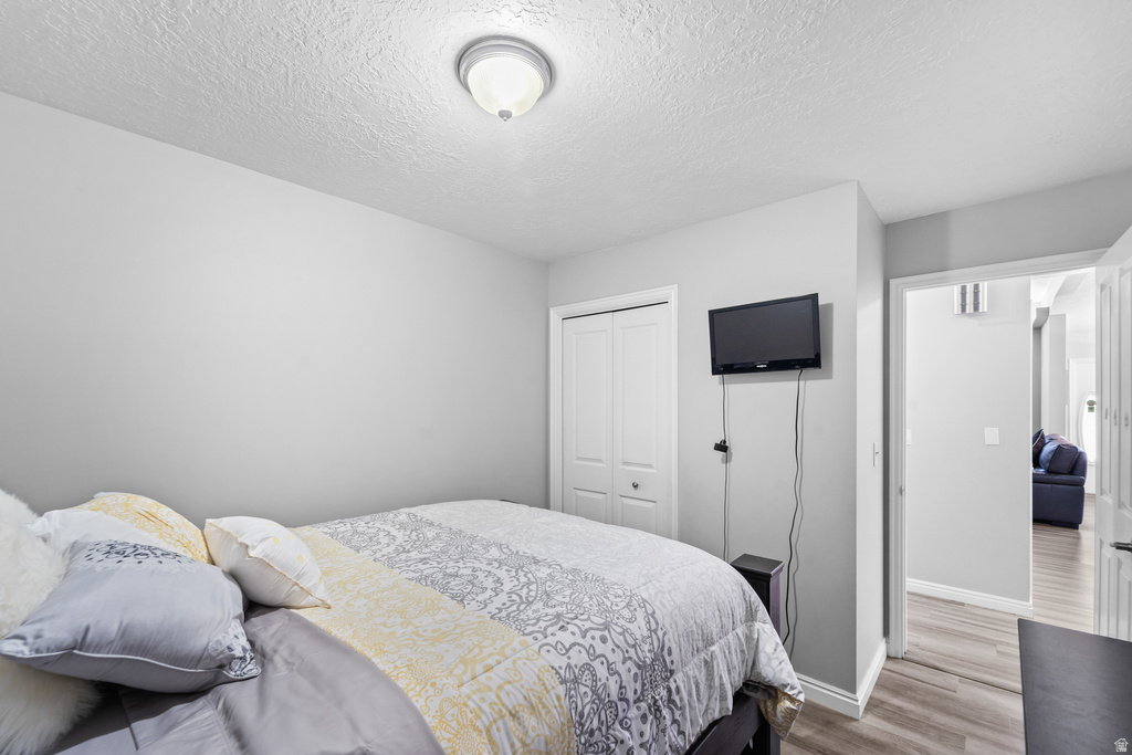 1522 E AMBLEWOOD LN Millcreek, UT 84124