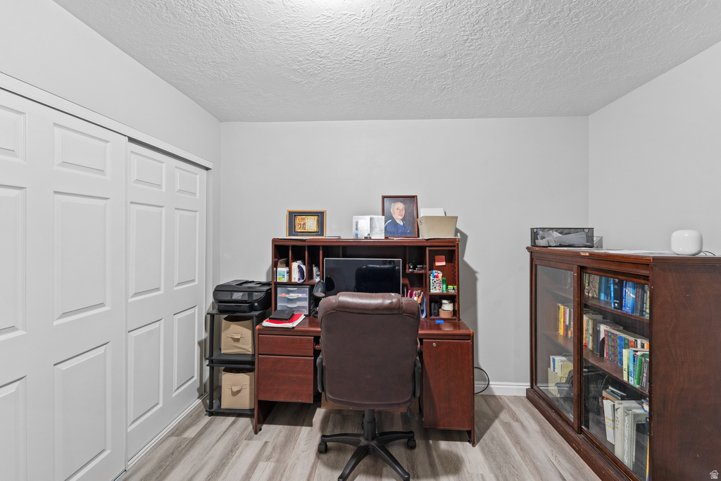 1522 E AMBLEWOOD LN Millcreek, UT 84124