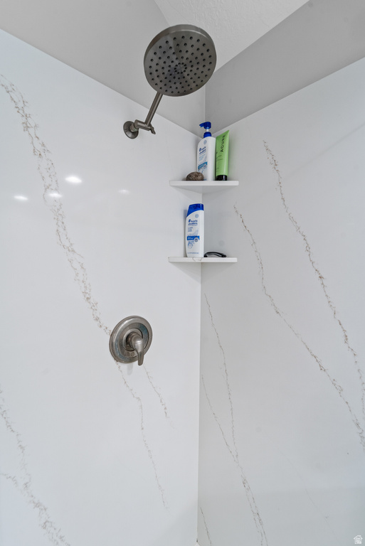 1522 E AMBLEWOOD LN Millcreek, UT 84124