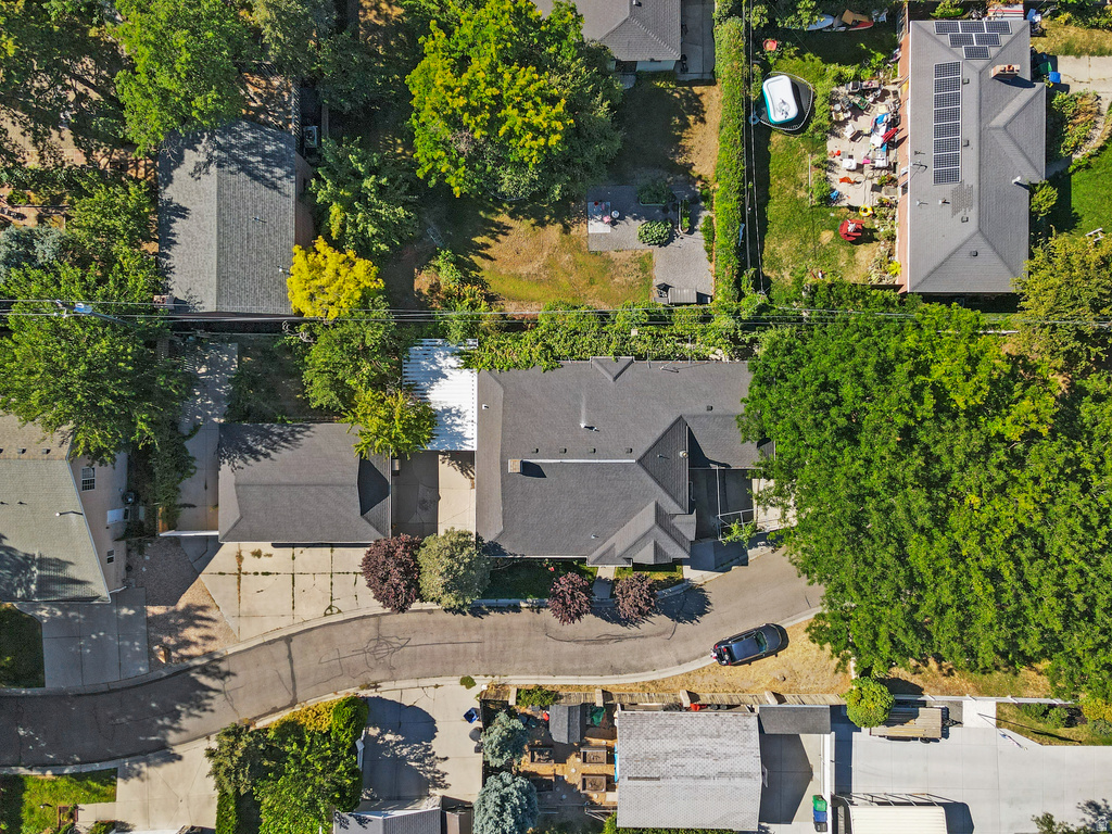 1522 E AMBLEWOOD LN Millcreek, UT 84124