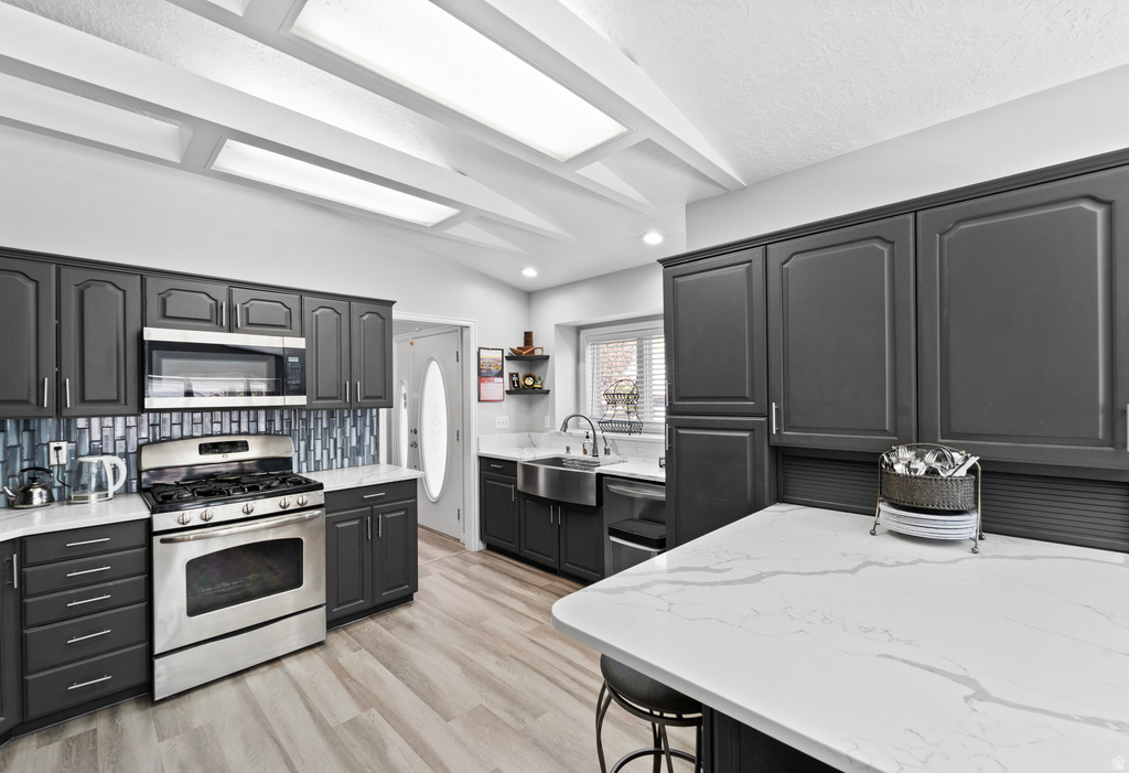 1522 E AMBLEWOOD LN Millcreek, UT 84124