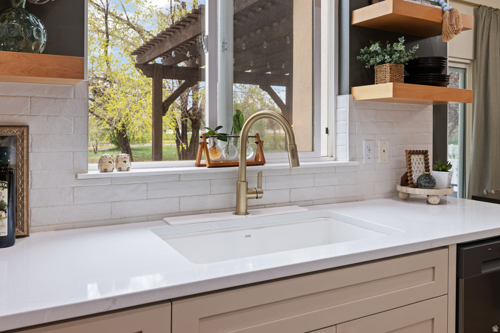 9877 N OXFORD CT Highland, UT 84003