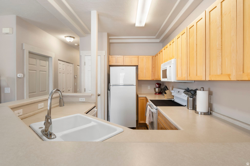 4892 W ASPEN SPRINGS DR Riverton, UT 84096