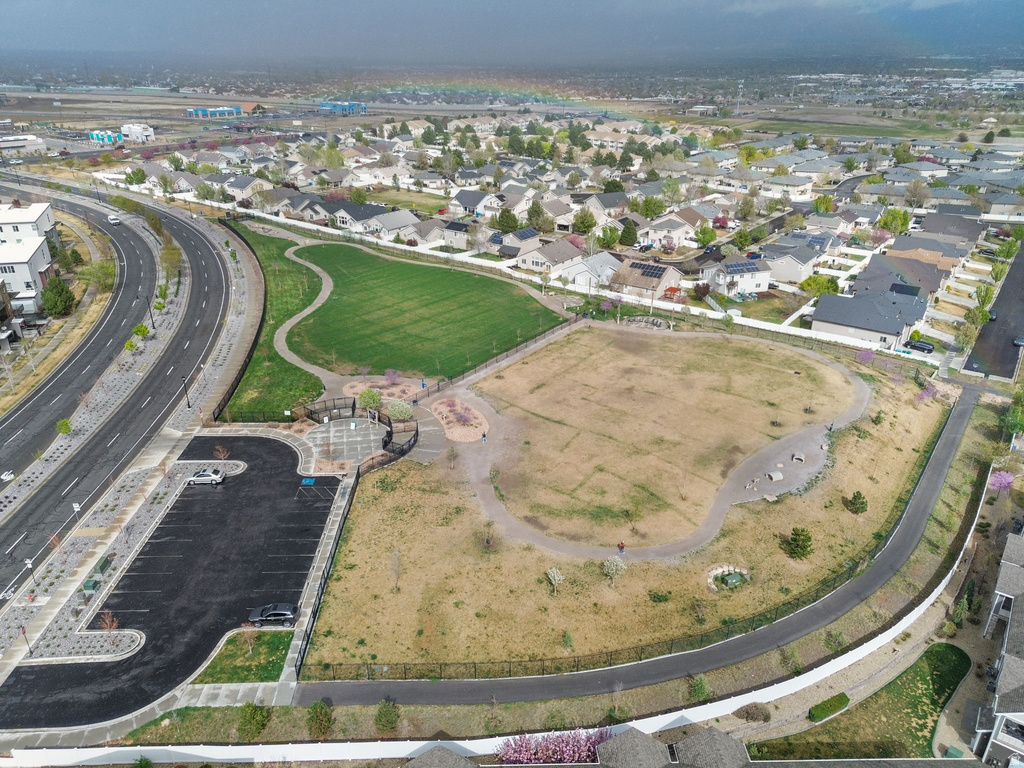 4892 W ASPEN SPRINGS DR Riverton, UT 84096