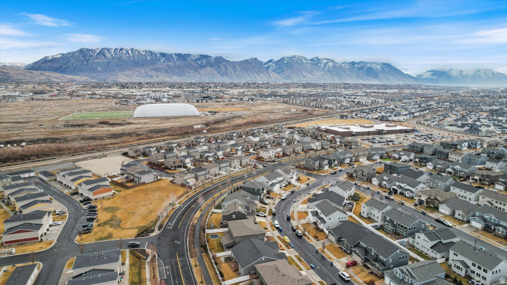 171 E 580 N Vineyard, UT 84058