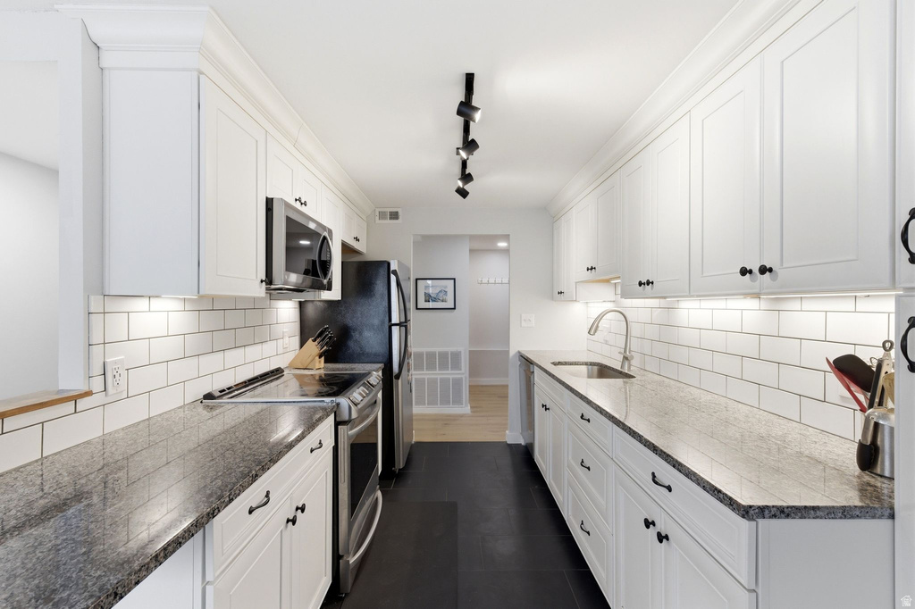 521 E 5TH AVE #206 Salt Lake City, UT 84103