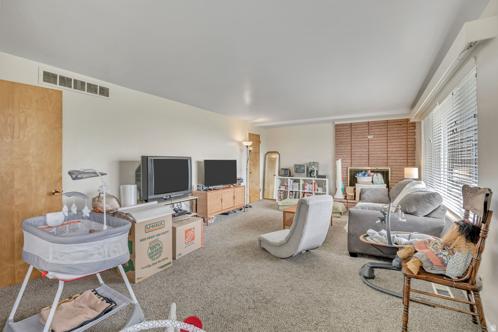 1501 S FOOTHILL DR Salt Lake City, UT 84101