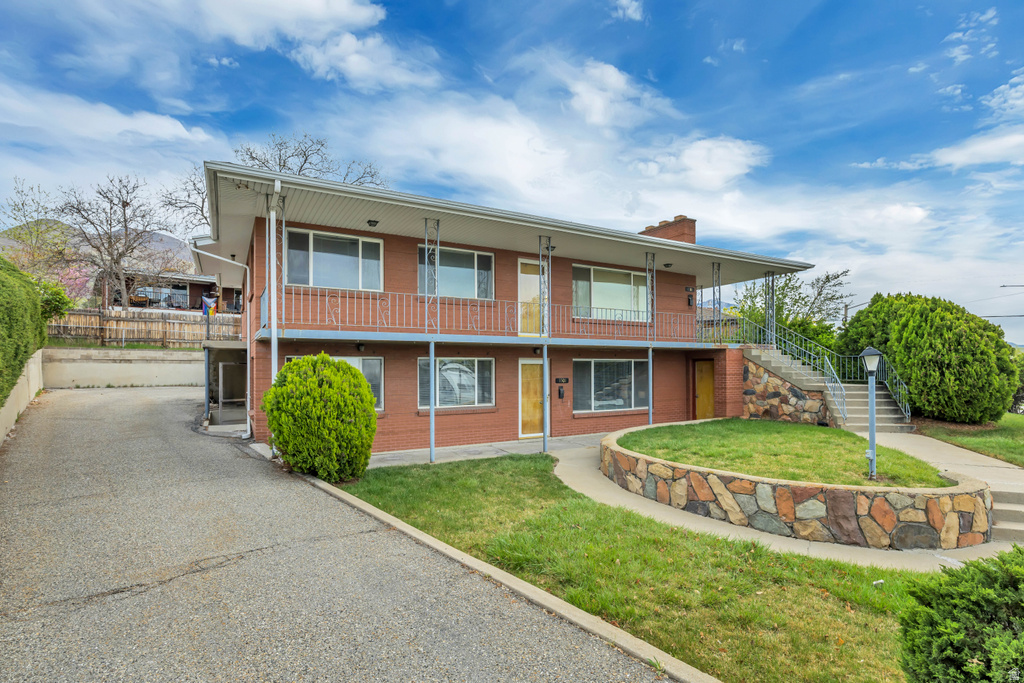 1501 S FOOTHILL DR Salt Lake City, UT 84101