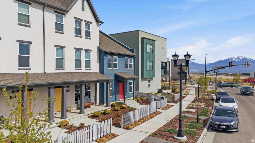 6278 W SOUTH JORDAN PKWY South Jordan, UT 84009